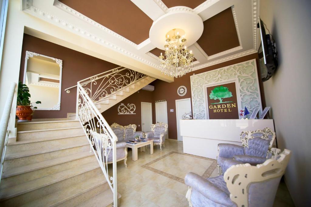 Garden Hotel room 1